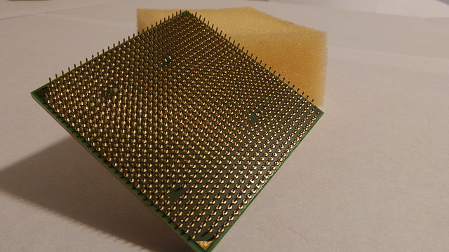 Pin grid array(PGA)